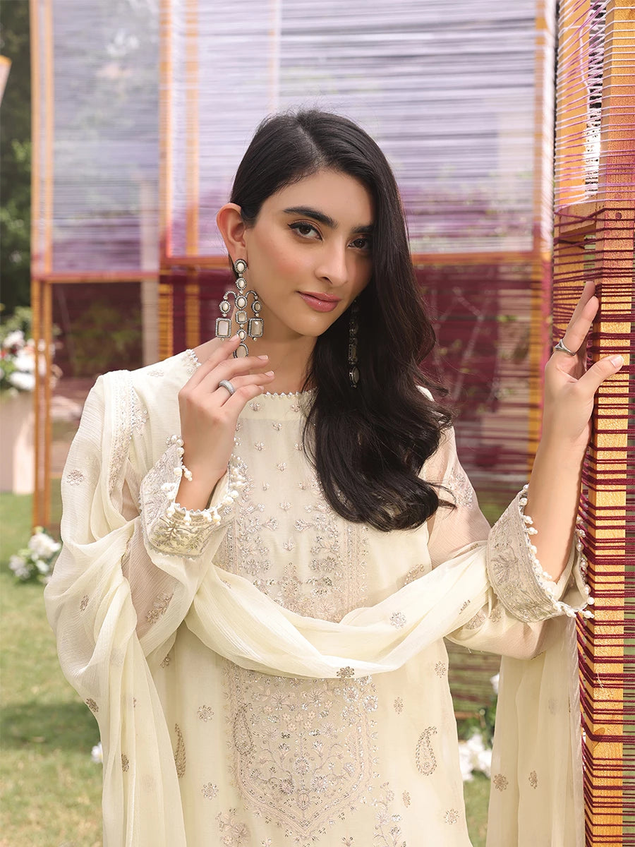  unstitched suits for women,unstitched clothes,sale on unstitched,ladies 3 piece suit,unstitched embroidered suits,embroidered pakistani dress,online dress shopping,unstitched luxury collectionUNW24CH012UT