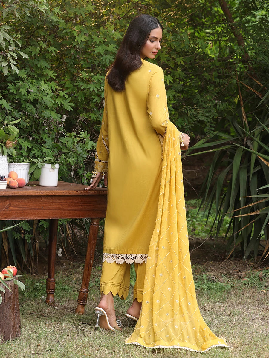 unstitched suits, unstitched sale,3 piece Cambric suit unstitched,3 piece suit for women,embroidered pakistani dress,luxury unstitched collection,UNS24CK019UT