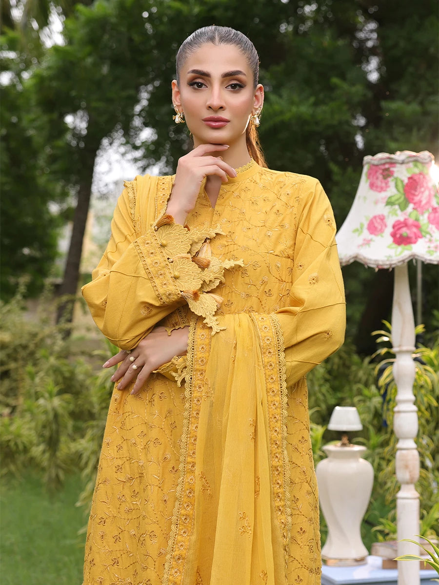 unstitched suits, unstitched sale,3 piece Cambric suit unstitched,3 piece suit for women,embroidered pakistani dress,luxury unstitched collection,UNW24CK010UT