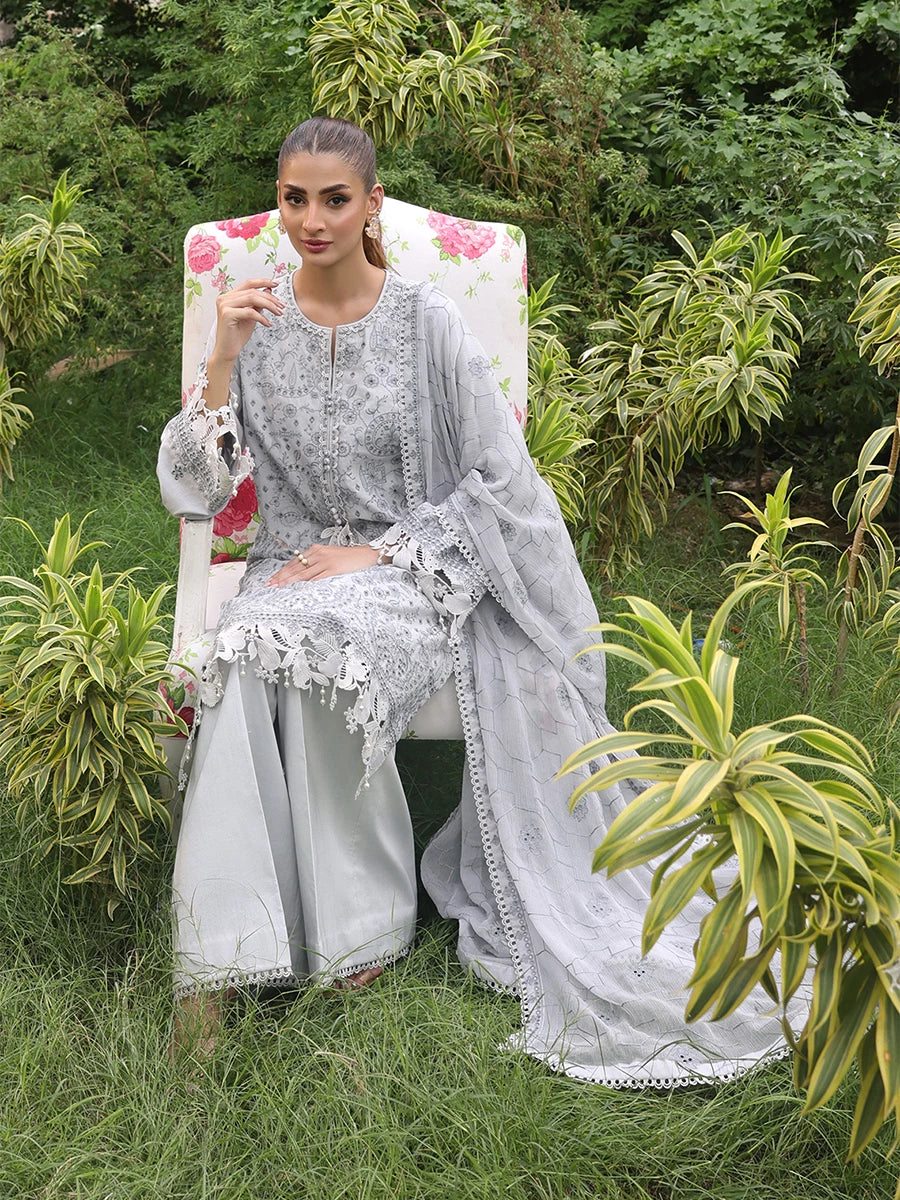 unstitched suits, unstitched sale,3 piece Cambric suit unstitched,3 piece suit for women,embroidered pakistani dress,luxury unstitched collection,UNW24CK012UT